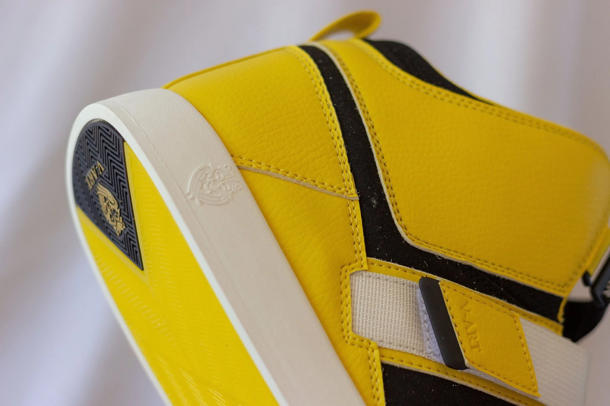 Wolf Paw V1 - Yellow - Image 6